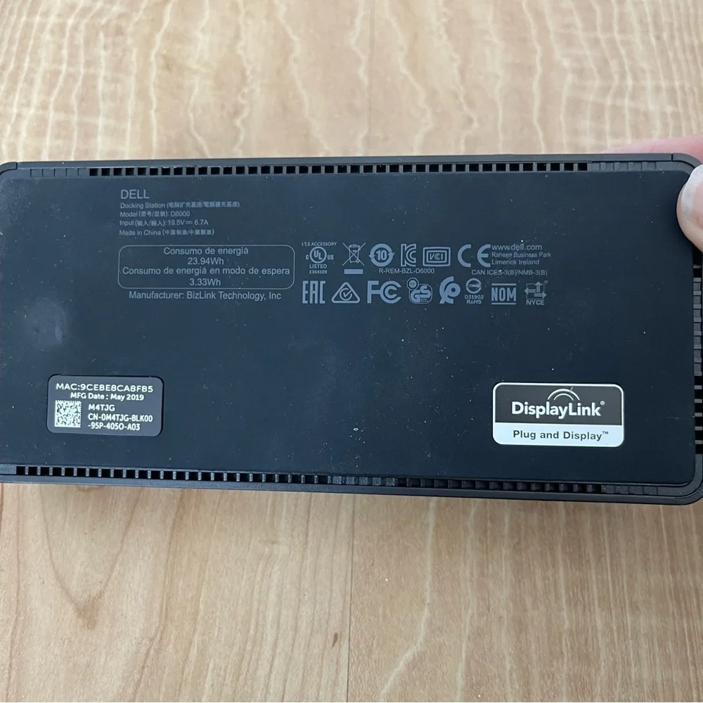 Dell Docking Station D6000